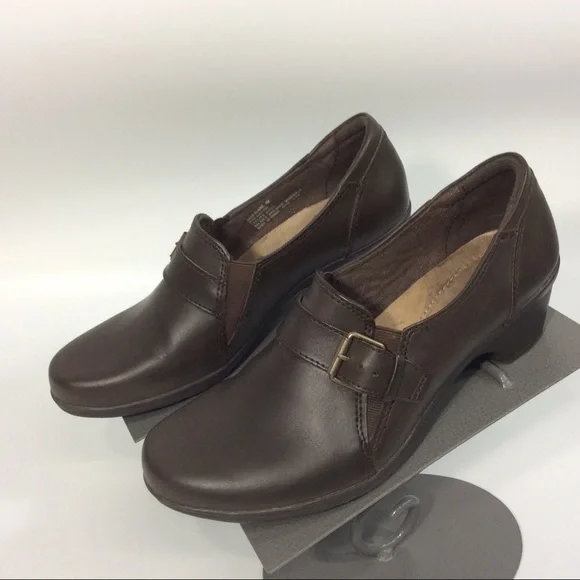 G.H. Bass & Co. | Shoes | Gh Bass Co 9m Elaine Brown Pumps  display picture 1
